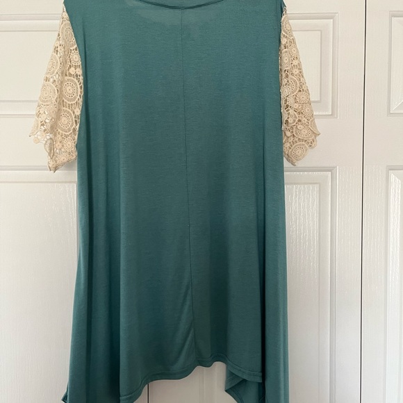 Kori America Plus Spring Tee - Size 1XL - Picture 2 of 5